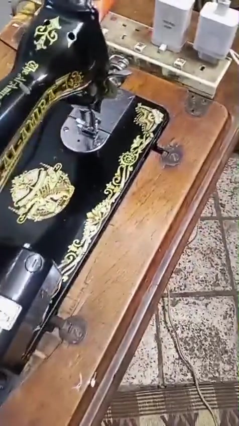 السلام عليكم ماكنة خياطه للبيع مكان بغداد


**إذا كنت صاحب هذا الإعلان وتريد حذفه لأي سبب، رجاءا أرسل رسالة إلى الدعم الفني**