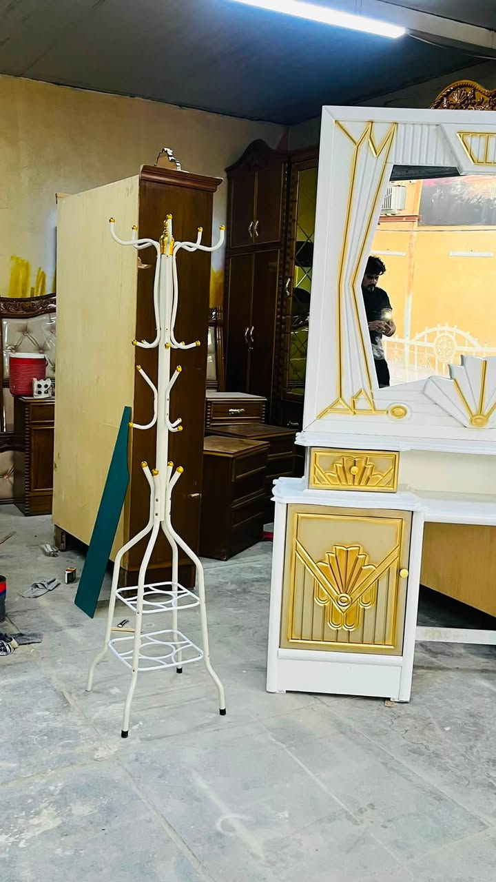 سلام عليكم غرف مستخدم شغل عراقي نضافه فوول مكان بغداد اي استفسسار واتساب *********** موجود توصيل
