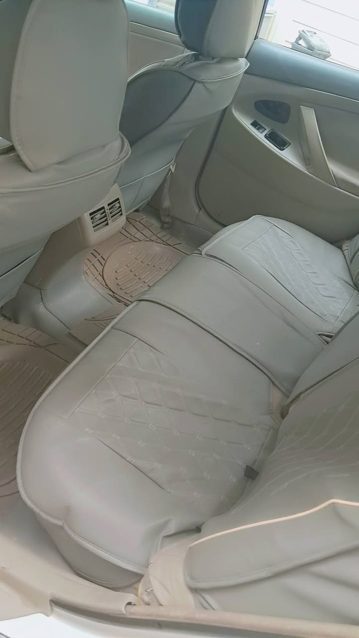 سلام عليكم كامري للبيع موديل2008
خليجي بيهه ٣ قطع بلعراق صبغ صفحت السايق 
تايررات جدد صدر نص عمر 
مكينه كير خير من الله  2400
بااسمي تحويل شوكت ماتحب 
رقم ريالى 
السعر 95 ورقه وبيها مجال شي بسيط 
العنوان بغداد الشعب 
لل اتصال ***********
