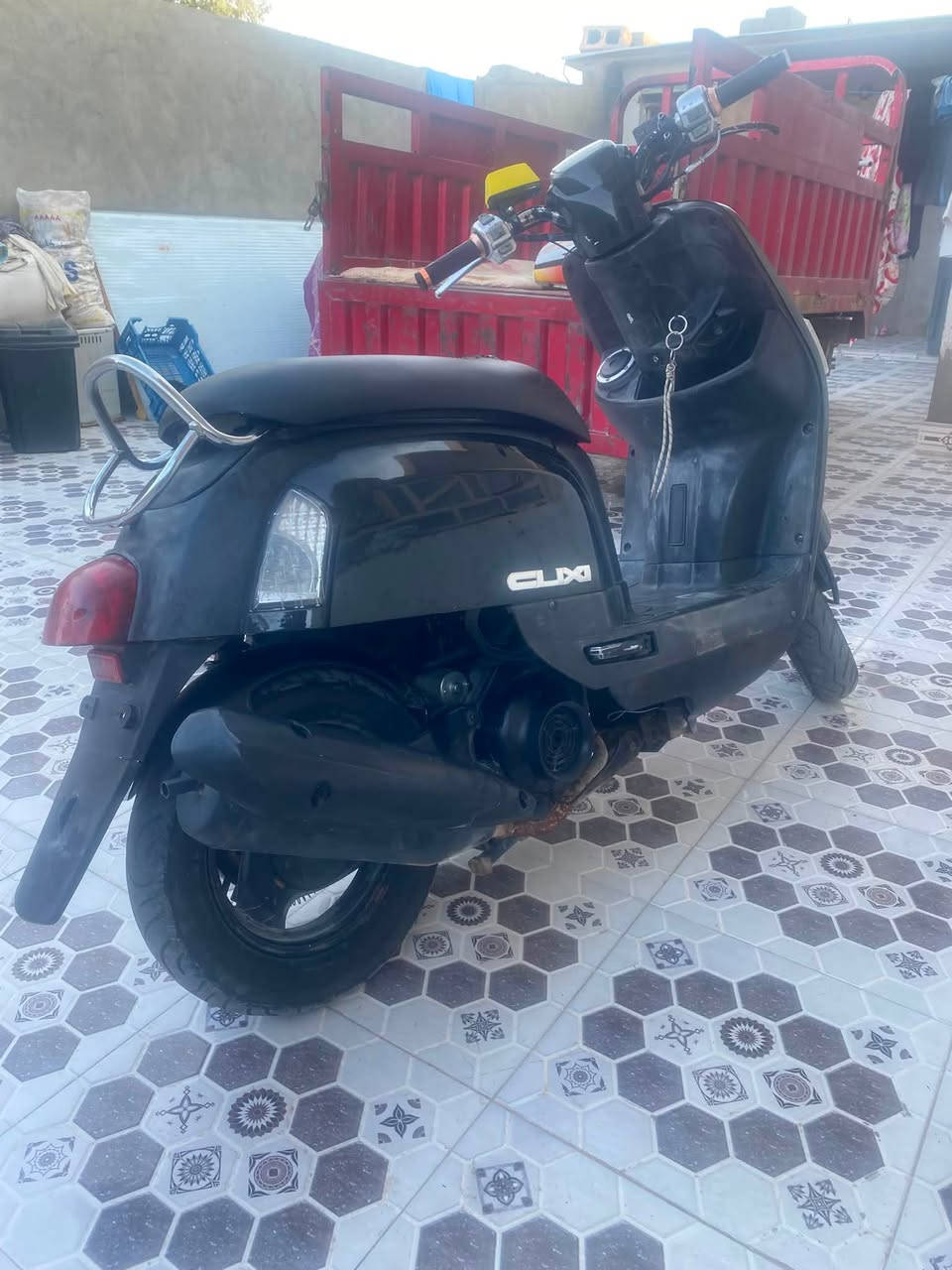 دراجه بوليس للبيع دراجه خير من الله لاتنقيص ولاتبخير نكرة سلف وهندر  دراجه مال جناي شديتلهة كلجات وقايش وكابريته كلهن ماصارلهن سبوع جدد كهربائيات كلهة شغاله سعرهة650 بيهة مجال رقمي *********** متواجد خاص
