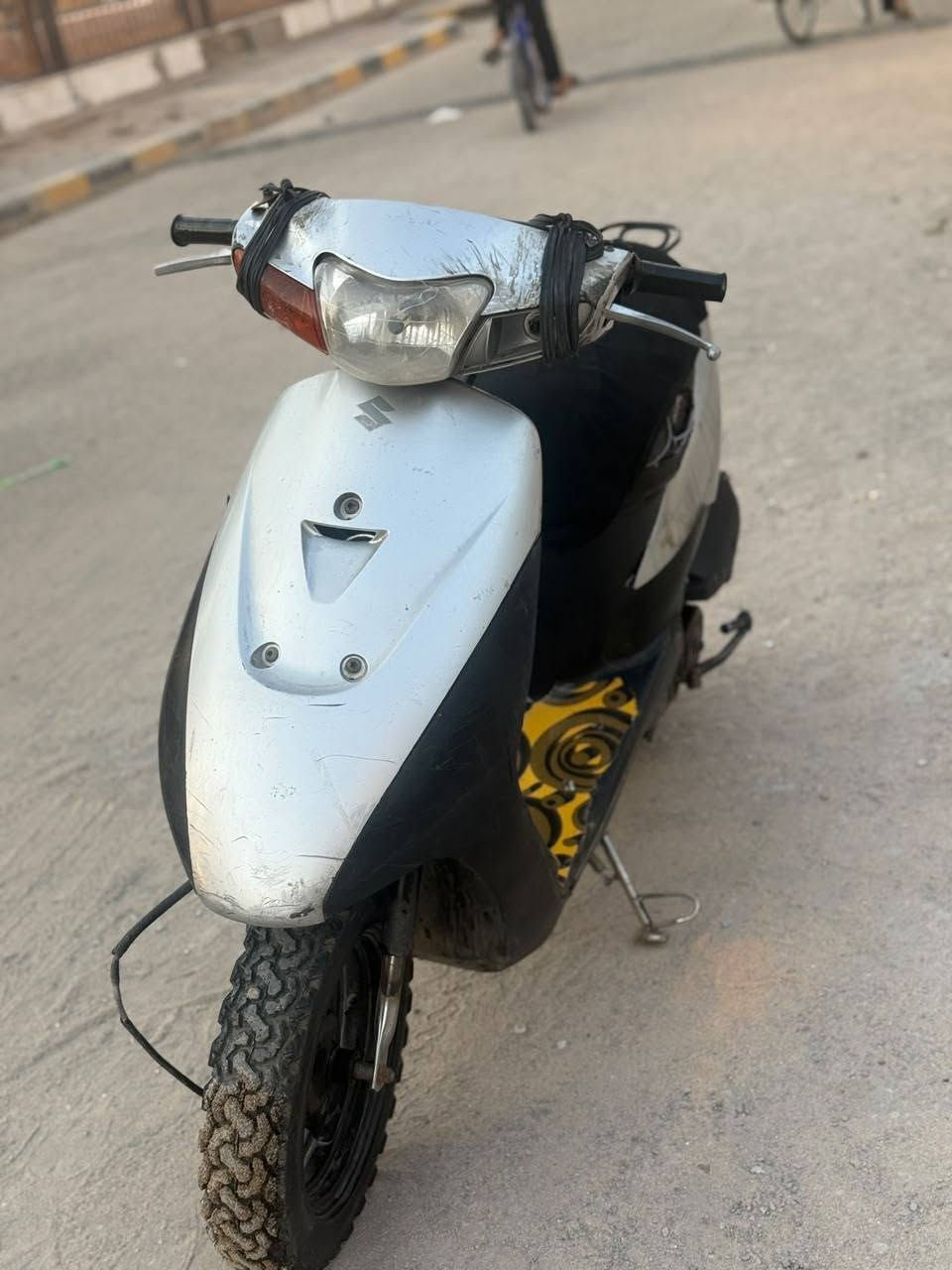 دراجه ساسوكي رياضي ما مفتوحه ميسان المجر الكبير ناحيت العدل السعر ١٨٠ بيها مجال رقم‎  ‎***********
