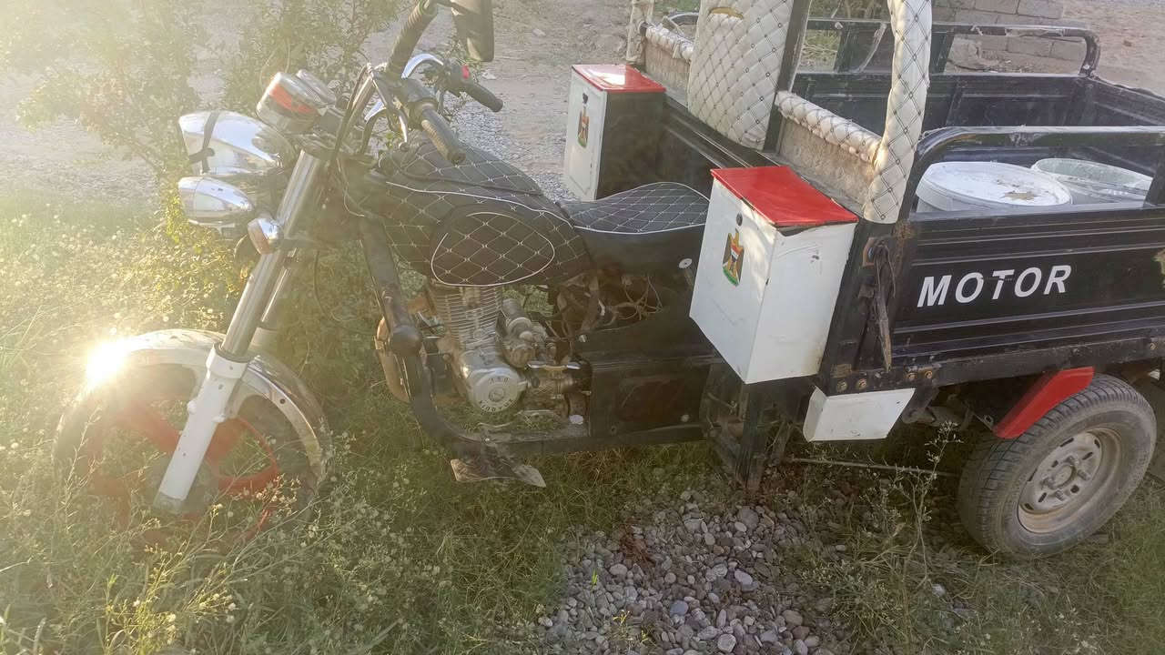 سلام عليكم ستوته فحل شاخوان
موديل ٢١ للبيع محرك ركبه كاردن أكسل شاصي كهربائيات 
سلف باتري هندر كلها شرط الستوته بيها منفيس 
الستوته مهموله يعوزها ترتيب 
ستوته مال بيت مال شغل شوفت عينكم 

بس عندي ضرف وأريد ابيع 
سعرها مليون وربع 
إلي يريدها يخابرني 
خاص ما جاوب مكاني صلاح الدين بيجي المزرعه 

المو شراي لا يعلق 
***********
