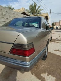 مرسيدس • ١٩٨٥ • مكينة ٢٫٥