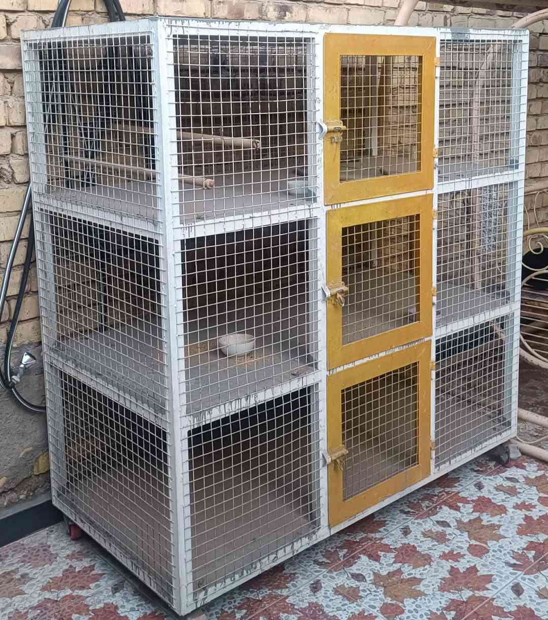 قفص تسكام حديد ثقيل 150سم × 150سم نزال 70سم يصلح للطيور للدجاج للقطط السعر 200
للاتصال ***********
