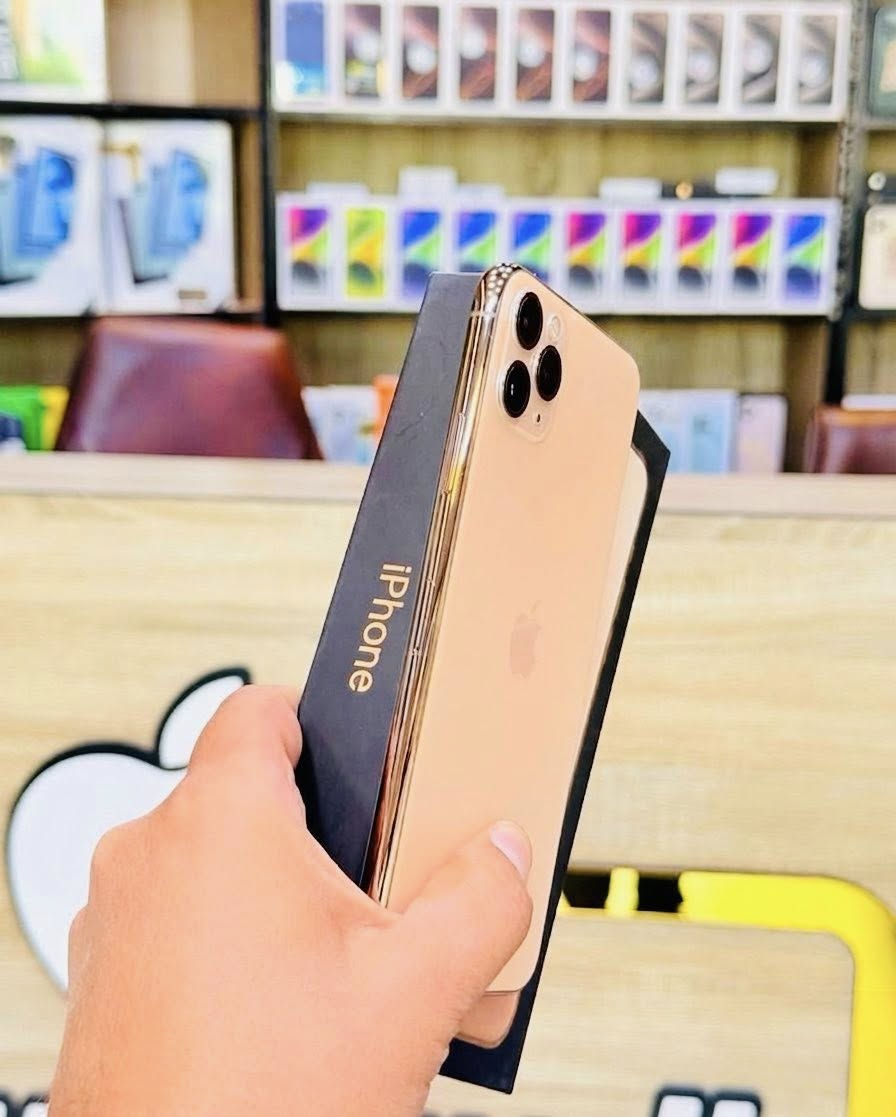ايفون 11برو ماكس64
شرق اوسط ماستر
ذاكره64
➖صحة البطارية73🔋

دبل سيم كارت

➖260 بي مجال بسيط جدا 

مبدل شاشا اصلي شرط فيس شغال 

نضافه شرط 100/100


**إذا كنت صاحب هذا الإعلان وتريد حذفه لأي سبب، رجاءا أرسل رسالة إلى الدعم الفني**