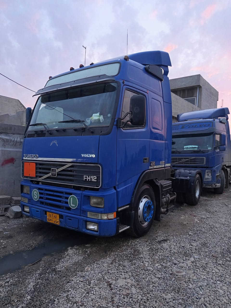 فالفو للبيع  2002 مربوط تانكي تك تاير ماموجود كير اكسل شاصي شرت تأخم  تاير محرك بي بخار  رقم دهوك  مكان اربيل سعر 90مجال.        ***********واتساب
