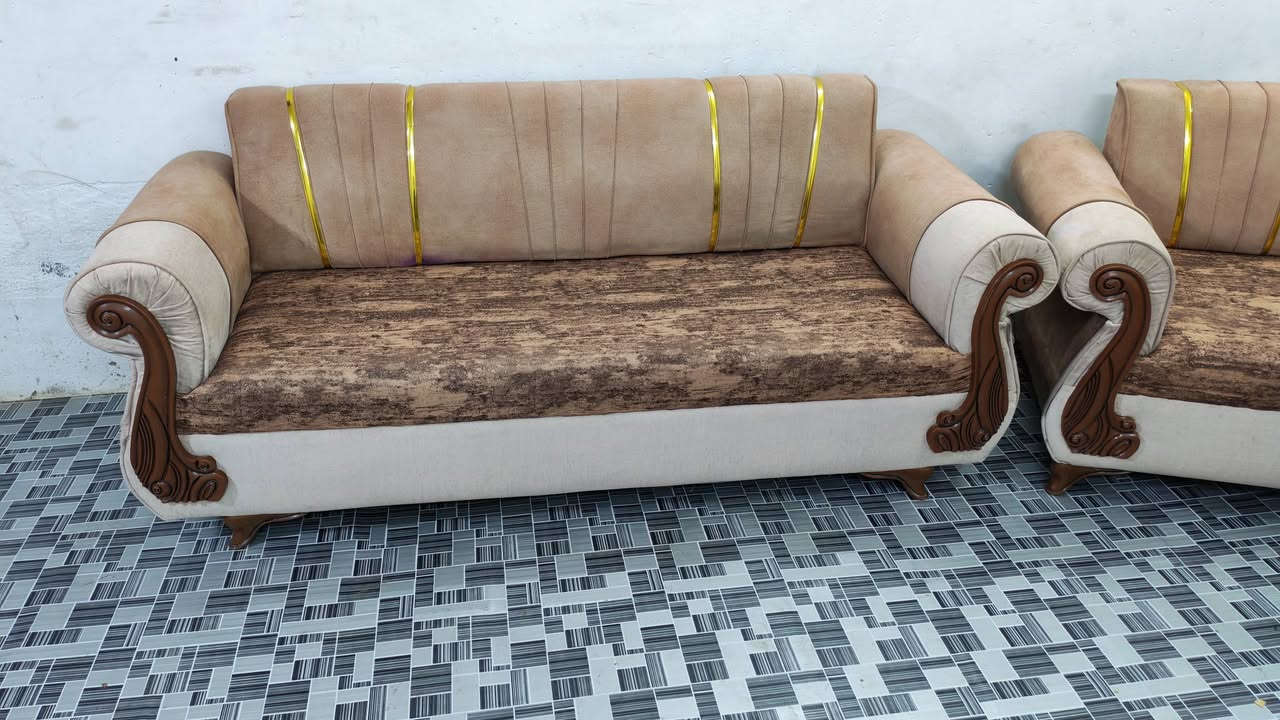 تخم للبيع تزكام كلش نضيف 10مقاعد السعر 250العنوان كربلاء حي العامل الستفسار ***********
