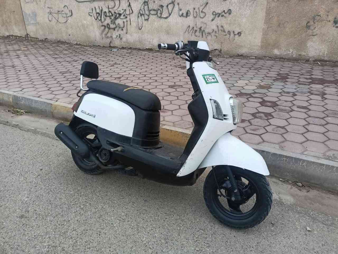 السلام عليكم ماكس بوليسي للبيع دراجة خير من الله نكره سلف هندر شغال السعر 350 المكان كوت داموك ***********
