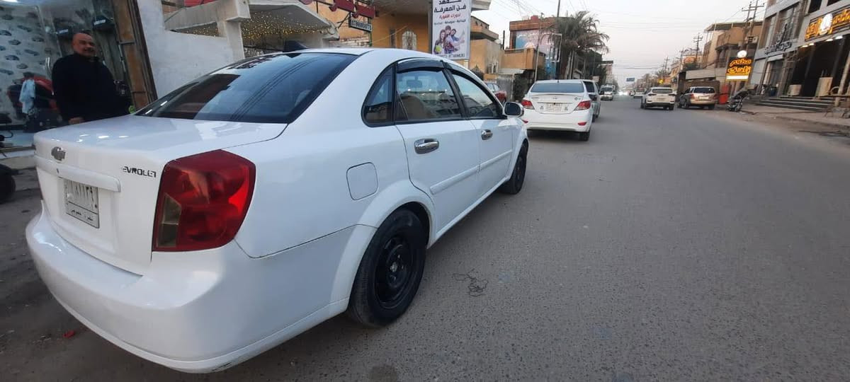 السلام عليكم اوبترة مديل 2011 سيارة جاهزة مكينه كير تبريد حدادية تخم تاير كلهة جاهزة والسيارة مكفوله كلهة بس مدكر امامي مبدل بيهة رقم بصرة سنويه مامنتهية والسعر 80 وبيهة مجال العنوان البصرة واي استفسار اتصل وانه خادم ***********
