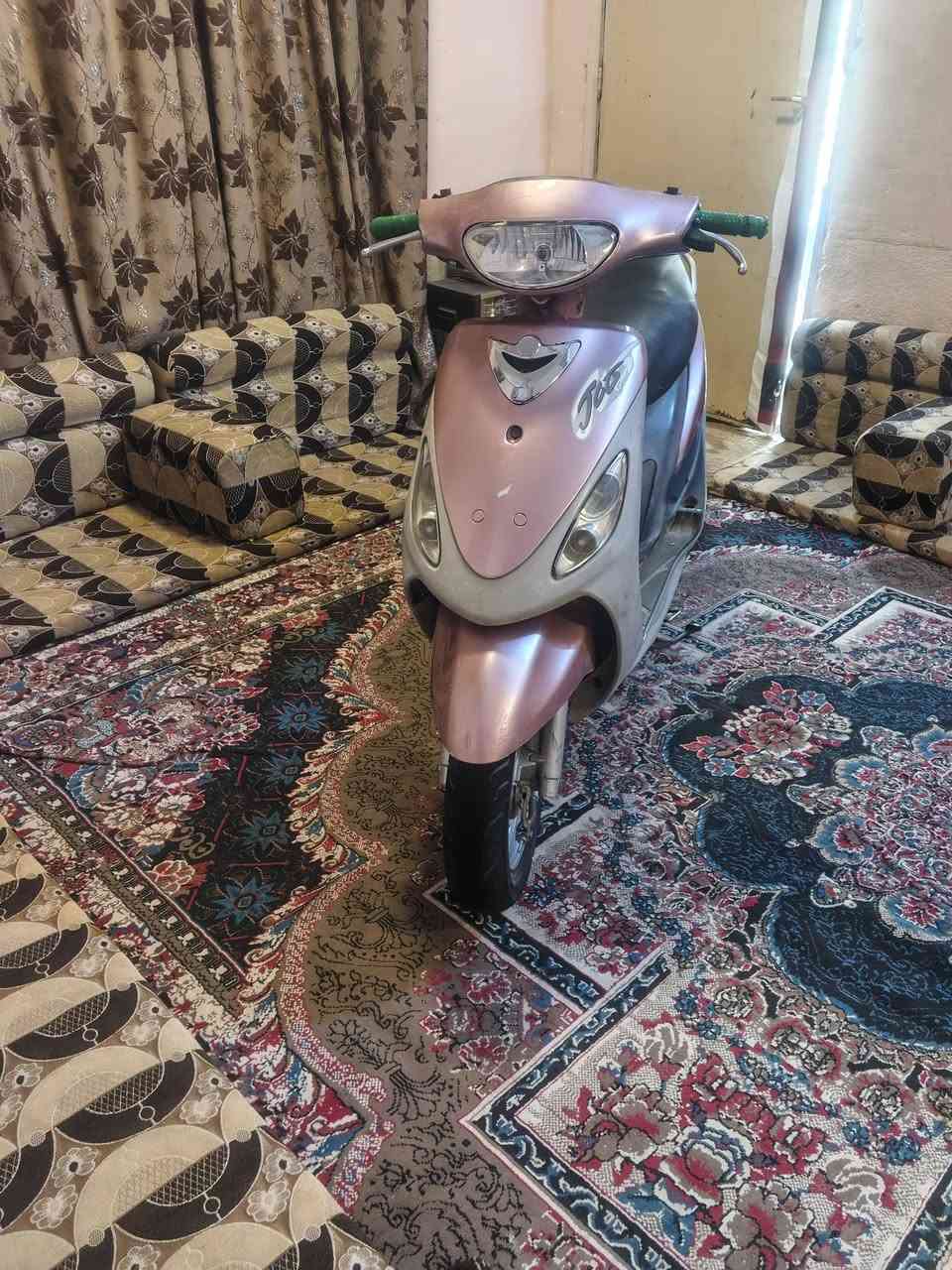 ماكس منغولي بوشه 5٠بلاد كلش حلو ونضيفه جاهز وكامله علخير سلف هندر كهربأيات مكينه ناعمه خرسه نهضه ومشي تشكل الكاع فول سعر 550 مكاني ناصريه مركز حي تضحيه رقم الهاتف *********** بيه واتساب الشراي يتصل ويدلل
