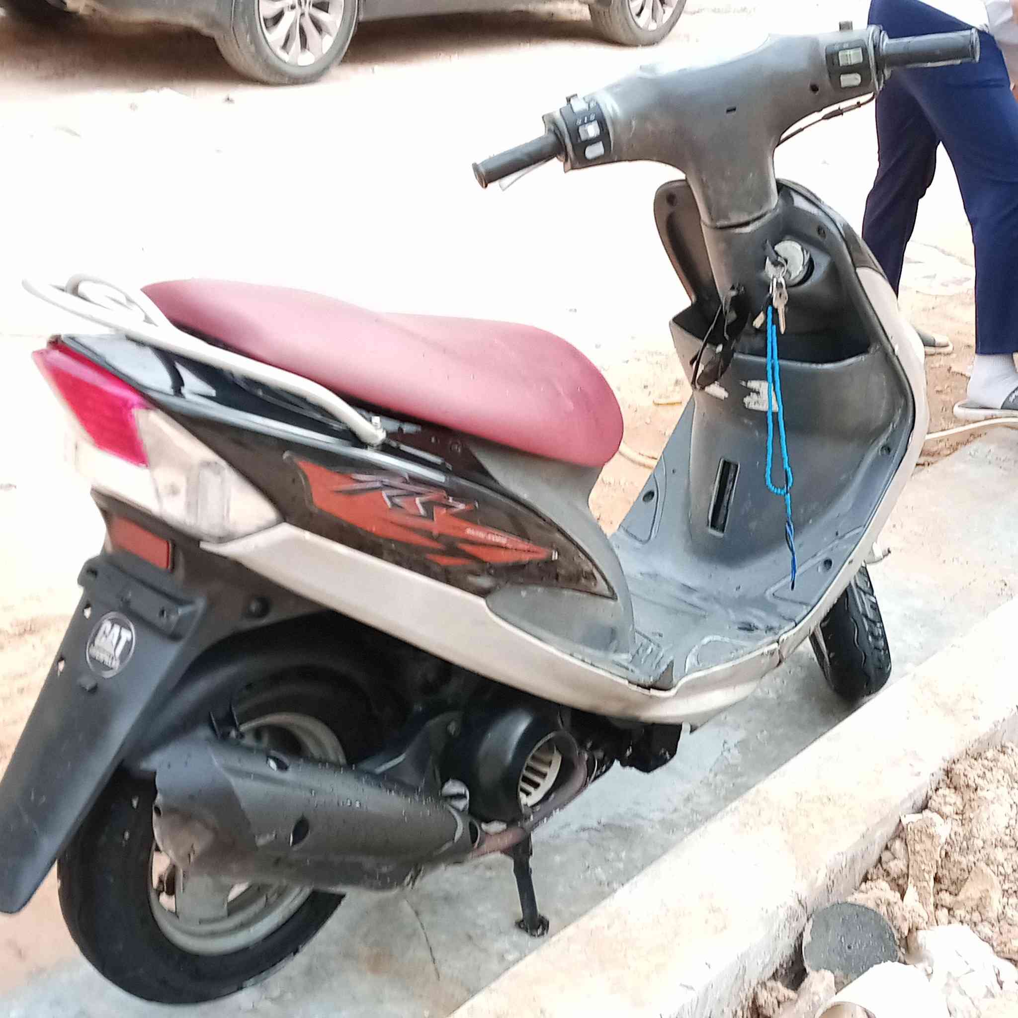 سلام عليكم دراجه ماكس للبيع دراجه جديد مكينه مامفتوحه دراجه برغي مامفتوحه بيه سعر ٧٠٠ وبيه مجال ***********
