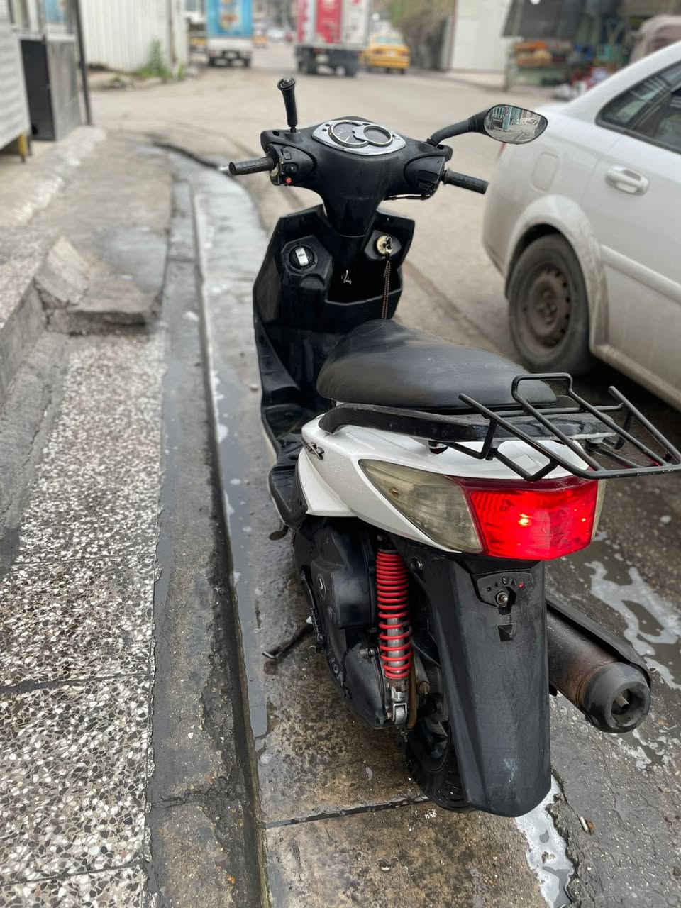 لبيع مكاني بغداد الشعب ***********//٦٠٠وبيها مجال
