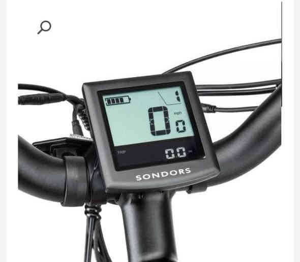 بايسكل  شحن اميركي اصلي مصنوعه🔸
من الالمنيوم حجم كبير جدا
مع اطارات بحجم 27.5×3.0 المحرك350 واط وحدة تحكم15 أمبيربطاريةبطارية ليثيوم أيون 36 فولت 10.4 أمبير/ساعة
🔸المدى65 كيلومترالسرعةحتى 45 كم/ساعة 
اللون ابيض لؤلؤي بطبقة حمايه للخدوش 
 الإطار ألومنيوم 
التروس7 سرعات مع ناقل حركة
الشحن :شاحن 2 أمبير
🔸 متضمن الأبعاد عند الطي38.5 بوصة طولاً × 13.5 بوصة عرضًا × 36.6 بوصة ارتفاعً 
االوزن الإجمالي65 رطلاً 
.. الإطارات27.5 بوصة × 3.0 بوصةارتفاع الوقوف20.5 بوصةارتفاع المقعد31.5 بوصة – 41.5 بوصة
سعة التحميل300 رطل* تعتمد جميع تقديرات المدى على وزن الراكب والقطر وأسلوب الركوب وسرعة الرياح 
....
♻️البطارية :  العمر الافتراضي 
ما يقارب (2000) دورة شحن 
الهيكل الخارجي :قابل للطي
الاطار الامامي  : مزود بنظام الدبلات  ولقدرة على التحكم بها
🔹المحرك الميكانيكي للدراجة : شركة شيمانو اليابانية  , مزودة بنظام (7) سرعات مع ناقل حركة  من شيمانو
المحرك الكهربائي للدراجة : 
مزود بنظام (5) سرعات 
🔹مزود بشاشة اليكترونية  لحساب المسافة 
ولقراءة الاعطال ،حساب الوقت, وحدة القياس المايل،الكيلو متر  K/M 
,حساب الكلي للرحلات
مصباح امامي ، مصباح خلفي للتحذير 

🔹قابلية ازالة البطارية من الدراجة  الهوائية 
للشحن المنزلي
 , قفل للبطارية بالمفاتيح 
المخصصة 
المكابح : ديسك امامي ، ديسك خلفي   
شاحن  : USB للهاتف 

هاتف:***********
السعر خاص   .. بغداد الدوره
