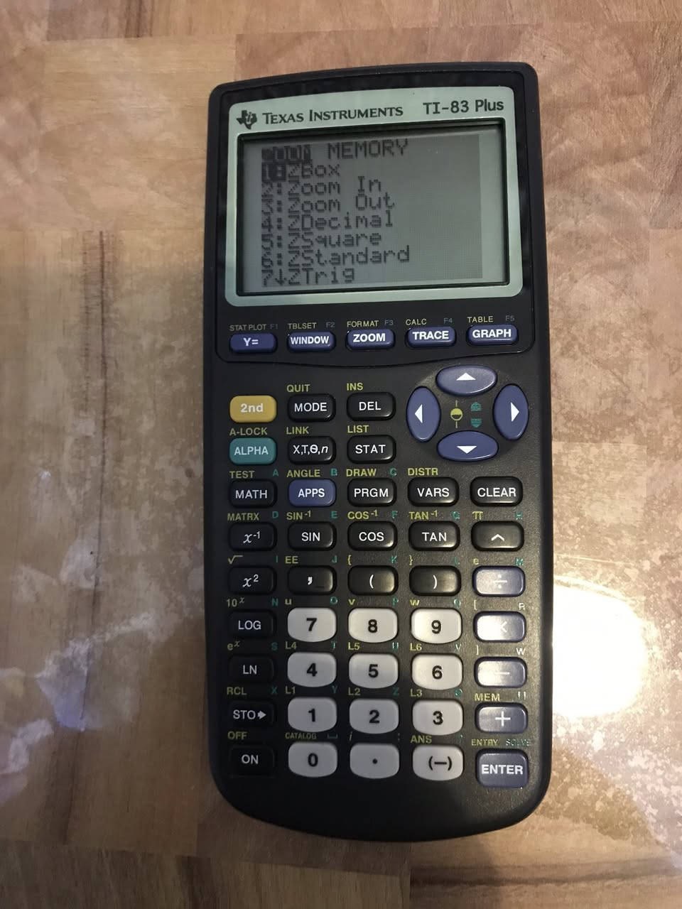 متح حاسبة علمية TI-83 Plus تتعامل مع وظائف حساب التفاضل والتكامل، والمشتقات والاحصاء والرسم البياني والمثلثات وتحليل البيانات وتحتوي على ذاكرة احتياطية تحتفظ بالبيانات حتى عند استبدال البطارية.
تحديث البرامج عبر اتصالات USB بالكمبيوتر سعر 60 الف


**إذا كنت صاحب هذا الإعلان وتريد حذفه لأي سبب، رجاءا أرسل رسالة إلى الدعم الفني**