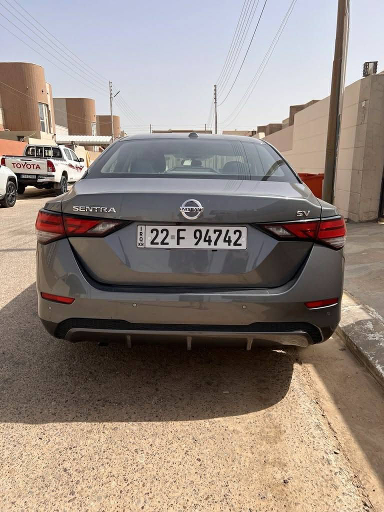 نيسان سنترا موديل : 2022 sv
بسمي شرط التحويل 
ماشيه 94كم 
حجم المحرك : 2.0L ( 4 سلندر )
ضرر فقط البنيد مصبوغ بدون دواخل شرط سياره ليبل واحد ومال بيت 
المواصفات : SV
‏‎بصمة ابواب
‏‎بصمة تشغيل 
‏‎شاشة كبير‏
اوتو هولد: Auto Hold
اوتو ستارد : Auto Stard 
رادار امامي (تحديد مسار)
‏‎رادار جانبي (نقاط عمياء)
‏‎رادار خلفي (التحذير من الاصطدام)
‏‎حساسات امامي
‏‎حساسات جانبي 
‏‎حساسات خلفي
نظام : Eco - Normal - Sport
تحكيم ستيرين
تبريد تدفئه شرط مال شركه بعده 
تدفئه بالمقاعد وتدفئة بالستيرن 
ويل كروم بلاد 
وبالعافيه الي يأخذها
سعر 133 بيها مجال 
مكان سياره تكريت 
‏‪***********‬‏
