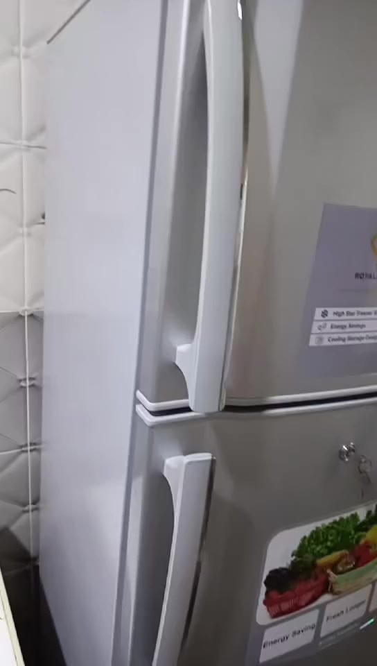 السلام عليكم ثلاجه استخدام قليل اخت الجديد بعده شخط ممشخوطه مكانه الدوره البعيثه السعر 200بيه مجال


**إذا كنت صاحب هذا الإعلان وتريد حذفه لأي سبب، رجاءا أرسل رسالة إلى الدعم الفني**