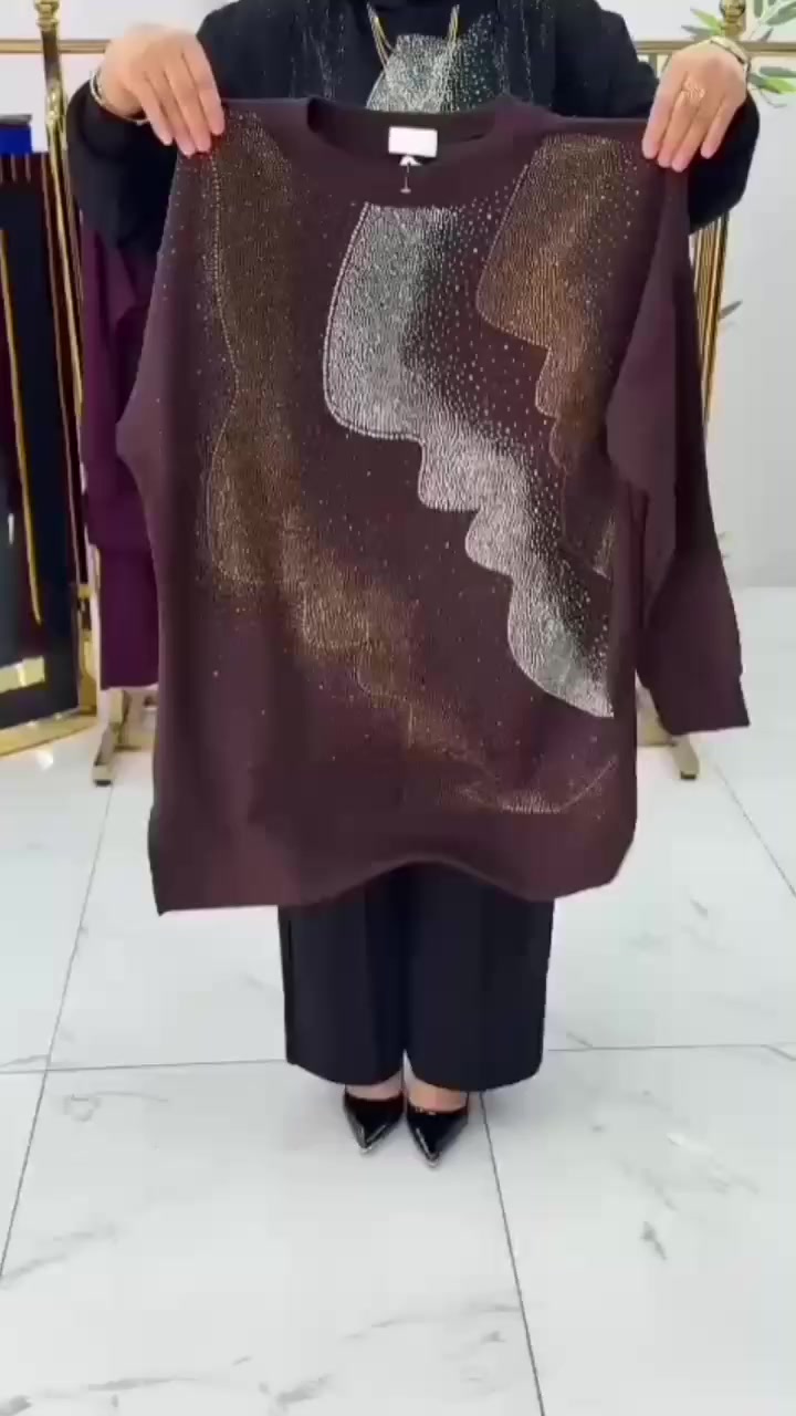 القياسات من 38 لغاية قياس 56

طول التونك 80 سم
البنطلون الكمر لاستيك
الطول 105 سم


**إذا كنت صاحب هذا الإعلان وتريد حذفه لأي سبب، رجاءا أرسل رسالة إلى الدعم الفني**