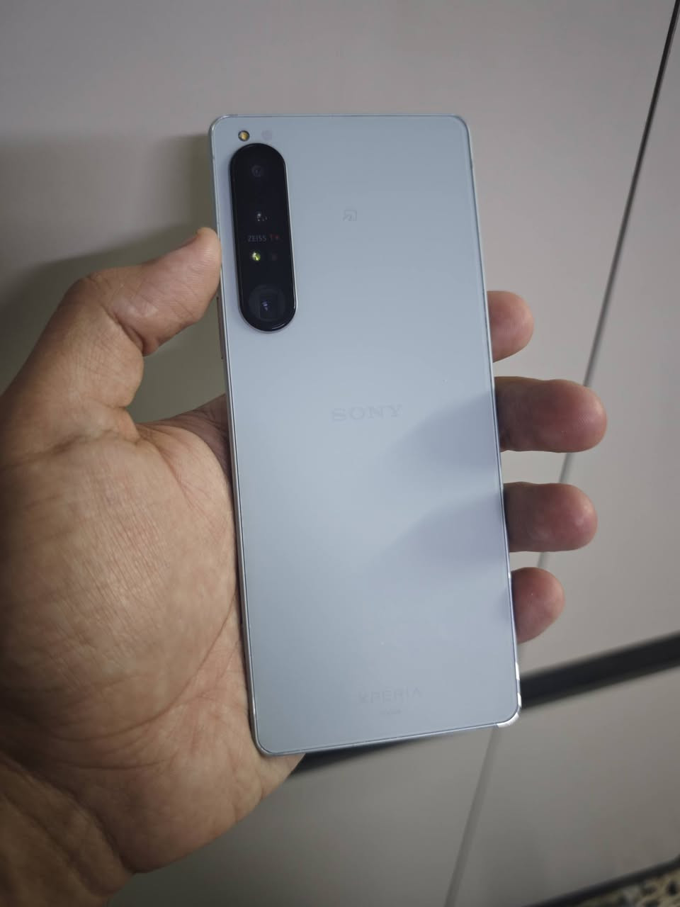 13 عادي ذاكرة 256 بطاريه 95 ملحقاته كاملة 425 الف
12 مني ذاكره 64  بطاريه 74 بيه طخه


**إذا كنت صاحب هذا الإعلان وتريد حذفه لأي سبب، رجاءا أرسل رسالة إلى الدعم الفني**