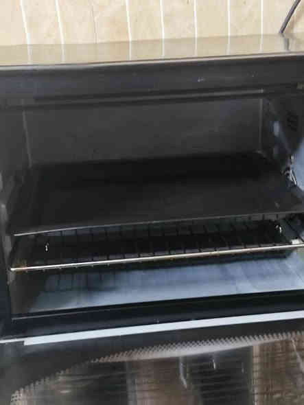 اوفن دنكا اخو جديد نظيف جدا جدا 
شغال شموع كله على وضع الشركة 
 السعر ٥٠الف وبيه مجال 

لاستفسار مراسلة الصفحة خاص او الاتصال على الرقم ***********1واتساب
