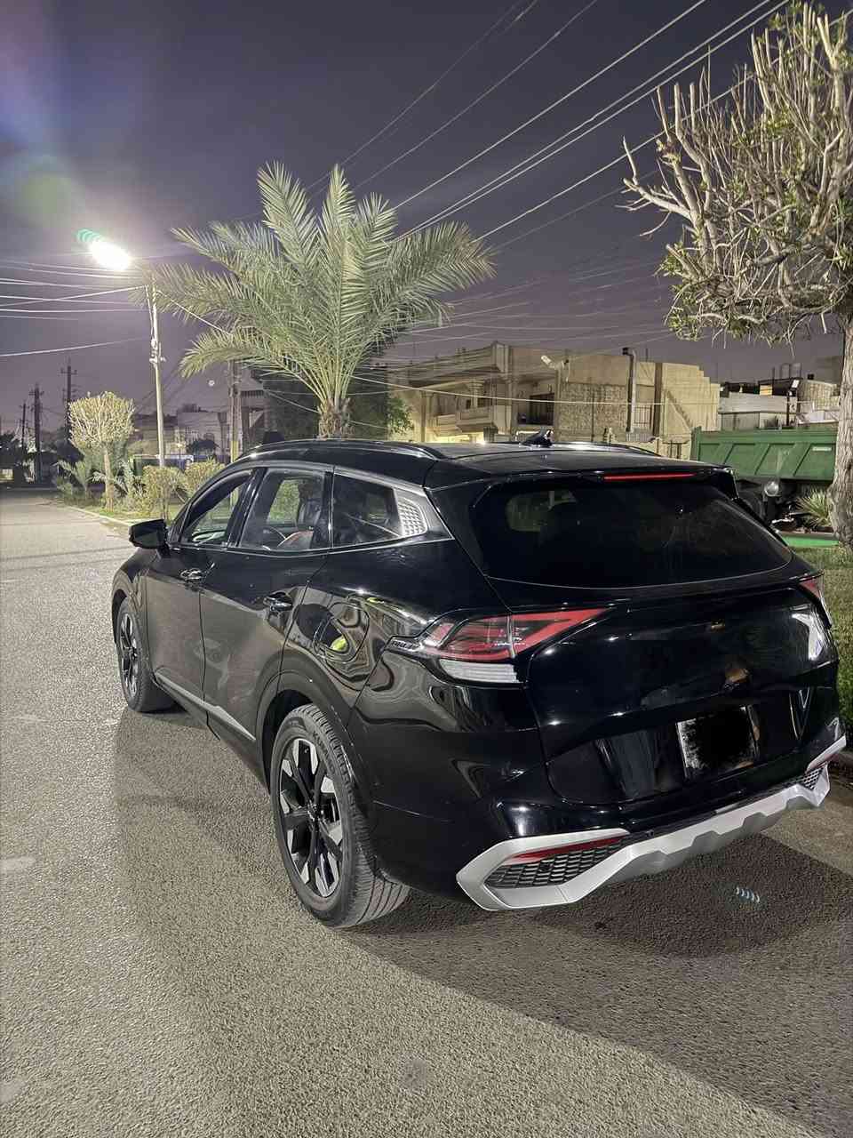 سبورتج 2023 اكس اس برستيج رقم بغداد الجديد بأسمي
وارد امريكي وصور الحادث مرفقة صبغ قطعتين بدون دواخل 

المواصفات : بصمة / بانوراما / جنطة كهرباء / 6 كامرات / خزن ميموري بلكشن/ تشغيل عن بعد / شاشة ديجتال / جلد / كراسي كهرباء / تدفئة كشنات تبريد كشنات وتدفئة ستيرن / اطفاء ذاتي / شاحن وايرليس / هندبريك دكمة / حساسات / قطعتين تبريد / مود درايف / LED امامي وخلفي / محرك 2500 / مانع انحدار /  اوتو هولد / مانع انزلاق / رادار امامي / رادار جانبي وخلفي 
ماشيه 50 
 السياره فول واحد على واحد ومعروفة مواصفات البرستيج
السعر ١٩٥ قابل للتفاوض
للتواصل والاستفسار :***********
