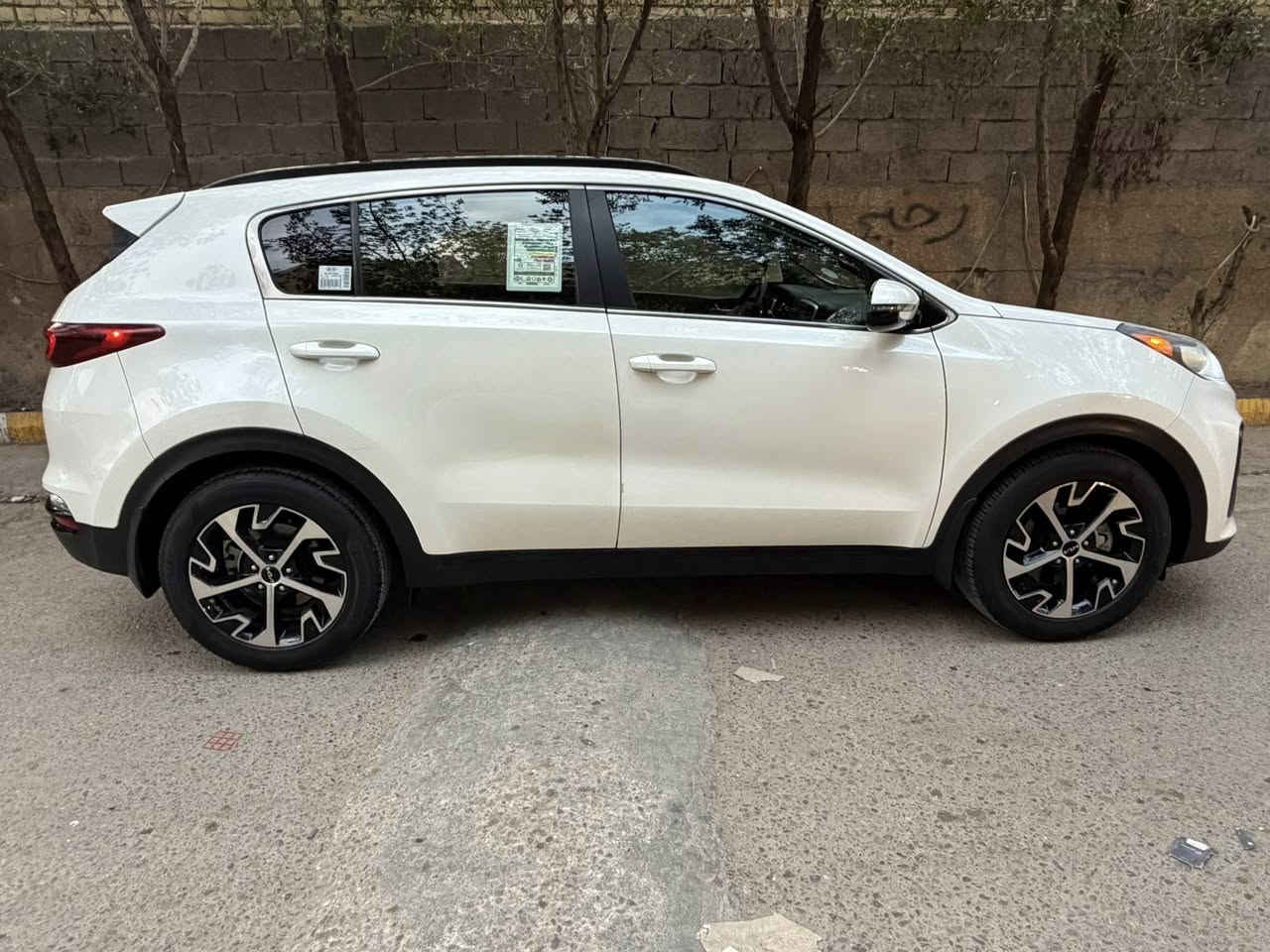 سلام عليكم كيا سبورتج مديل 2021 أمريكيه داخله كلين حادثه سرقه وياله صور الحادث بل منشور وبل عراق بيه شخط بل باب ونصبغ عله كده سونار موجود بل منشور سياره فول مواصفات محرك 2400بنرامه بصمه تشغيل عنبعد كشنات جلد تدفئ تبريد كشن كهربا لايت زنون أشاير بل موري مري شفط فور ويل شاحن لاسلكي هواي بيه مواصفات ماذكرته مكان سياره بغداد المدينه لسعر 178 وبيه مجال بصيط الرقم ***********
