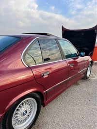 بي ام 525 • ١٩٩٢ • توماتيك