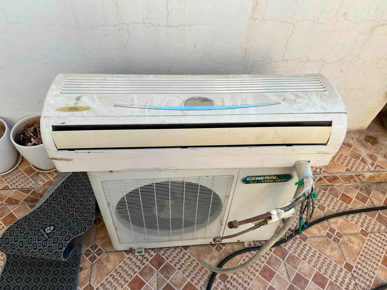 السلام عليكم اخوان عندي سبلت 2طن نضيف تاخد شرط شغل انطيك ضمان جنرال كولت مكاني حي البدر
***********
*********** بي واتساب هم اتصال مفتوح

