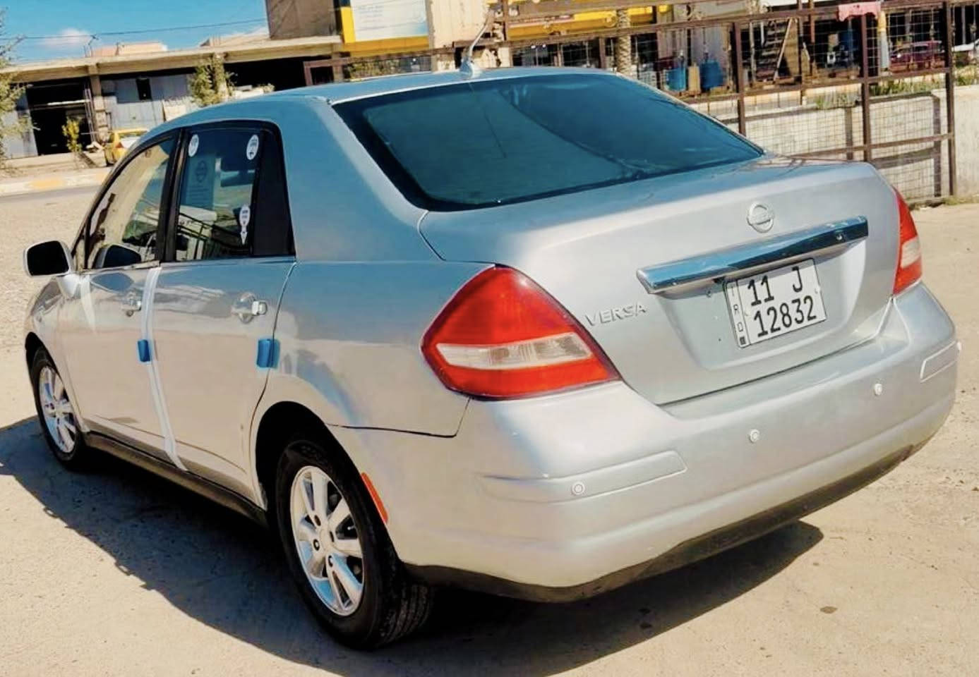 السلام عليكم فيرسا 2008 للبيع (مصبوغة عام وعندي الفديو مالها قبل الصبغ بدون دواخل بدون اي حادث كفالة) كير ومحرك بالشرط تخم تاير جديد صدر امامي خلفي جديد تبريد ثلج رقم بغداد تحويل ثاني يوم السيارة جاهزة وحلوة 68 وبيها مجال بسيط للشراي للأستفسار ***********
