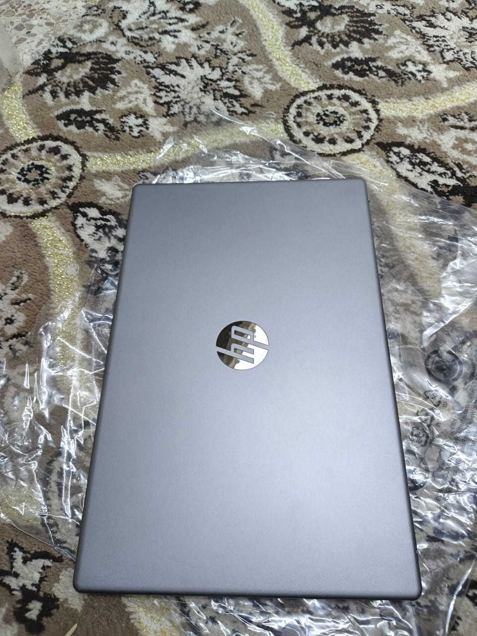 لابتوب Hp غير مستعمل (جديد)
HP 250 G10 – 15.6 inch Notebook PC
🔹 المعالج:
Intel Core i5 – الجيل 13 (i5-1335U)
🔹 الرام:
8 GB RAM
🔹 النظام:
Windows 11 Pro (24H2)
🔹 الشاشة: 15.6 إنج 

#ركز المعالج  (i5-1335U) وليس (i5-1334U)

 ممتاز للاستخدام العملي
✔ المعالج قوي ويوفر أداء سلس
✔ مناسب جدًا لشغلك كمكتبي/مصرفي
✔ كرت الشاشة مدمج (Intel)  ألعاب خفيفة فقط
🔸 السعر ٧٩٠ الف دينار 
للاستفسار أكثر ***********
