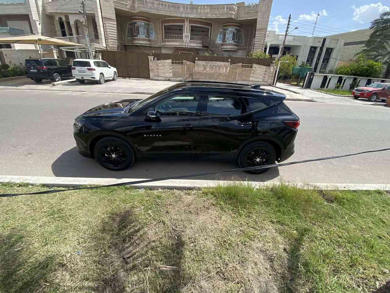 السلام عليكم
بيع او مراوس
بلايزر موديل 2020 فئة 3lt محرك 6 سلندر 3600 vvt المرغوب فول عدا البانوراما كشنات جلد كهرباء تدفئة رادار صندوگ كهرباء تبريد ثلج تخم تاير جديد صدر امامي خلفي جديد سيارة جاهزة بدون نقص رقم بغداد باسمي مكاني بغداد الكرخ للاتصال *********** سعرها 195 وبيها مجال بسيط
