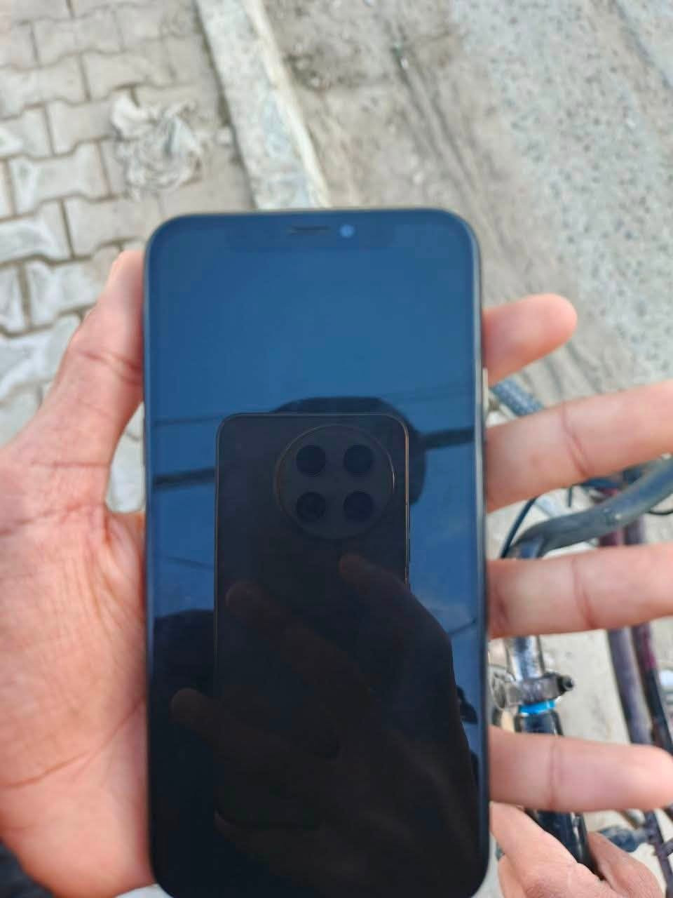 ايفون اكس   
سعر 110
مبدل شاشه و بطاريه  
بطاريه100
ذاكره 64 
سعر 110


**إذا كنت صاحب هذا الإعلان وتريد حذفه لأي سبب، رجاءا أرسل رسالة إلى الدعم الفني**
