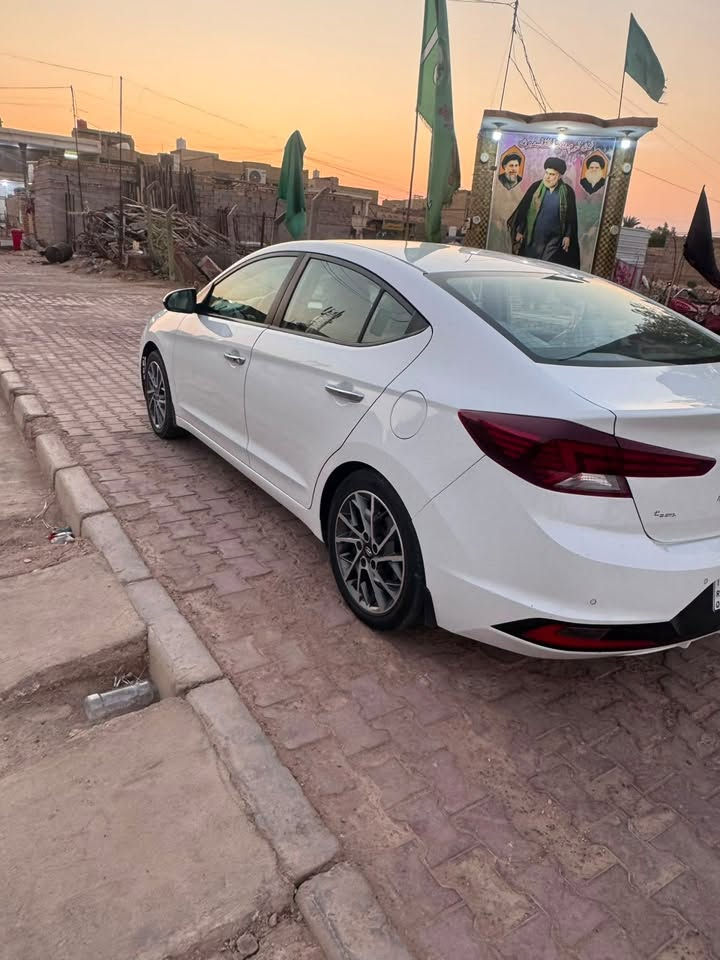 سلام عليكم 
النتره اللبيع موديل 2019خليجي
كفاله عامه 
موصفات 
فول موصفات 1/1
داخل صاج 
مكينه الفين دوش 

رقم ميسان 
السعر واستفسار ع رقم ***********
