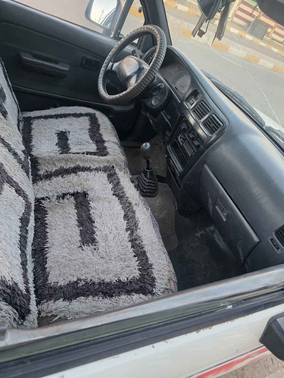 ٢٠٠١للبيع  جاهزه بسمي رقم نكليزي كفاله العنوان ذي قار الفجر ***********
