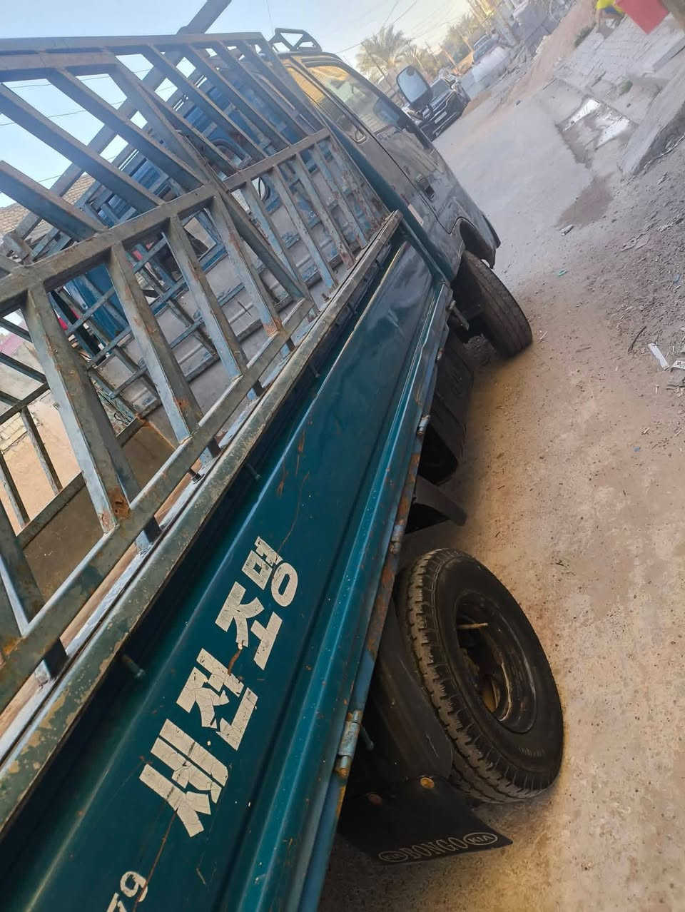 كيه حمل فونتيرا موديل 2000
كير  ومحرك نضيف بلادي وخير من لله 
البدي سبعه جنكال 
الارقم الانكليزي الجديد سنويه باسمي
تحويل مباشر كفاله عامه من مخالفات وغرامات 
السعر 
مكاني بغداد للستفسار اكثر الاتصال ع الارقام الاتيه ... 

***********
***********
