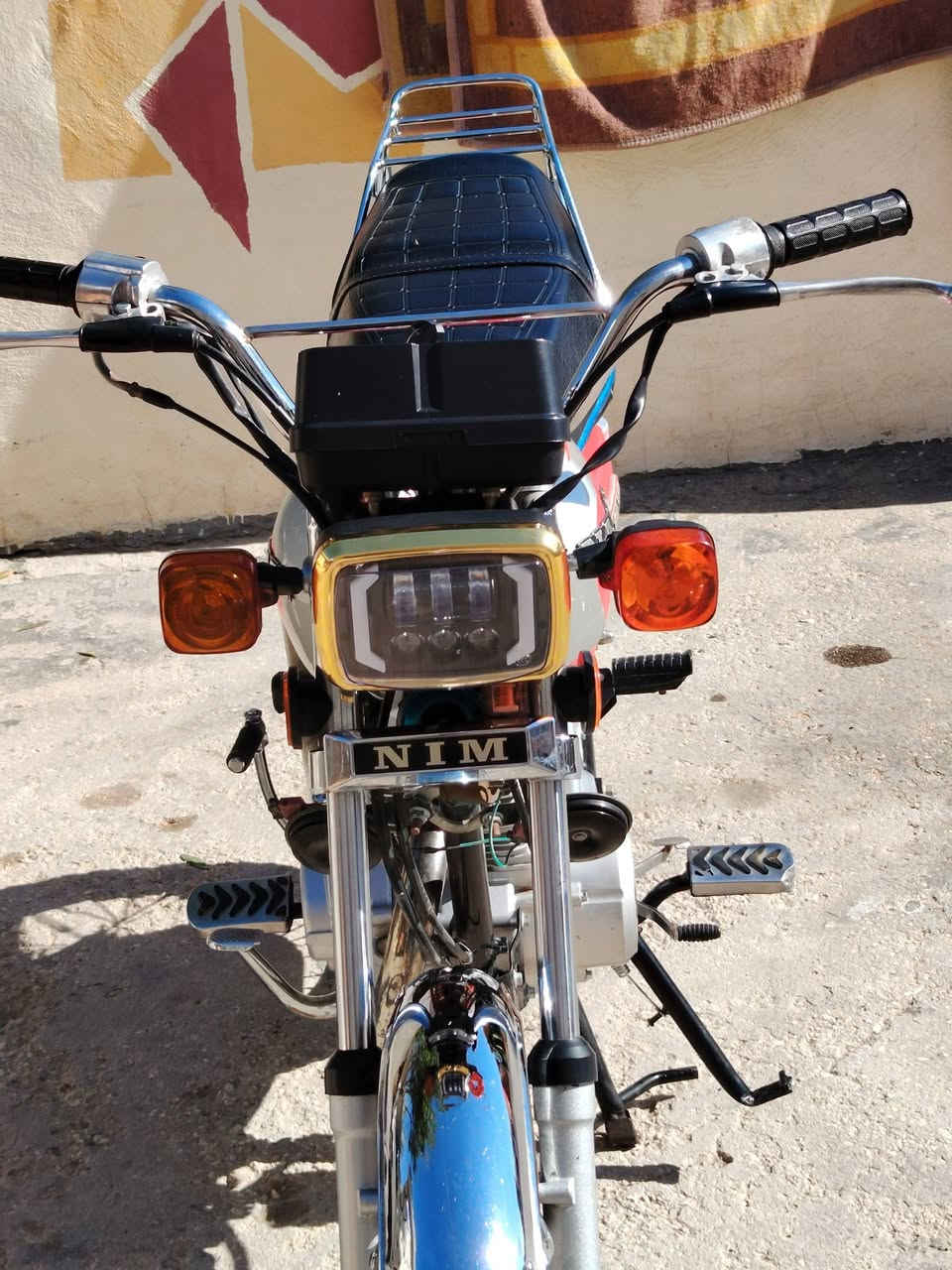 سلام عليكم دراجه نامه شبيهت الشلامجه 3حروف دراجه جديد ماعايزه برغرغ 2025وراق كامله السعر 600وبيه مجال مكان بابل الحمزه الغربي منطقت الغزالي ***********وتساب موجود بيه
