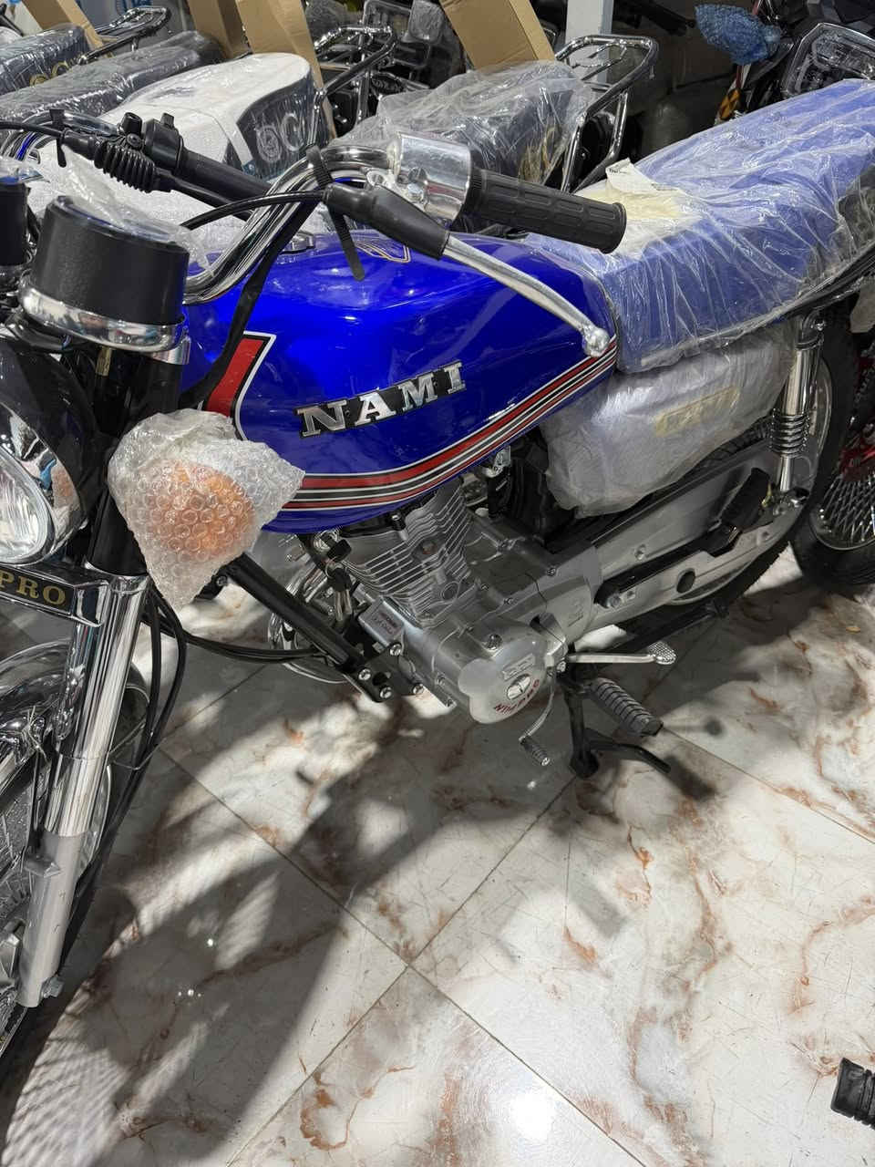 دراجات السيفان الموديل 2026 الزيرو الزيرو المحرك العملاق حجم 200 الفول فول مواصفات بصمات عدد 2 ضاغط 
السعر مليون 50 الف / ديالى / الخالص/ قريه ابو تمر /
***********
