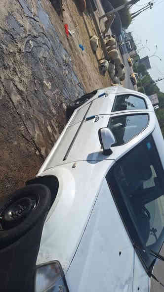 سلام وعليكم شباب رينو لوكان الفين ٩ مكينة كير خير من اللة  تبريد  شغال  سعر ٤٠
رقم ***********
