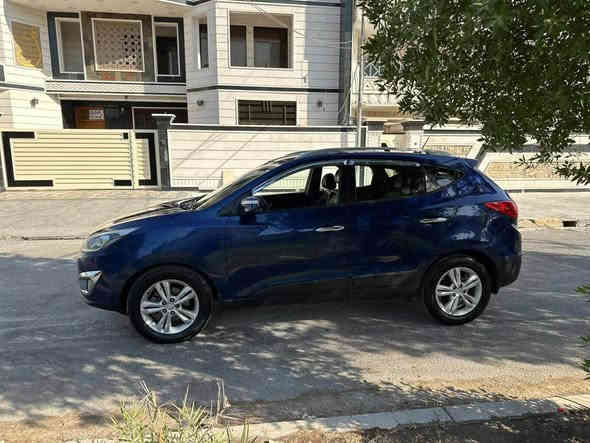 توسان موديل ٢٠١٢ نضيفه جاهزه بيها صبغ مثل ماوضح بسونار مكينه كير تبريد صدر خير من الله لبيع فقط 
شراي يتصل 
***********
سعر ١١٠ وبيها مجال لشراي بغداد
