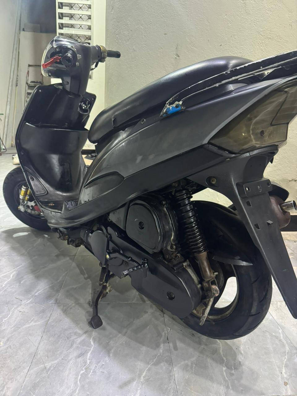 سلام عليكم دراجه ماكس ياباني للبيع دراجه حلوه لمكينه مجفته السعر ب 600 وبيهاا مجال عنواني بصره كرمت علي هاذا  رقمي. *********** وشراي بخدمته
