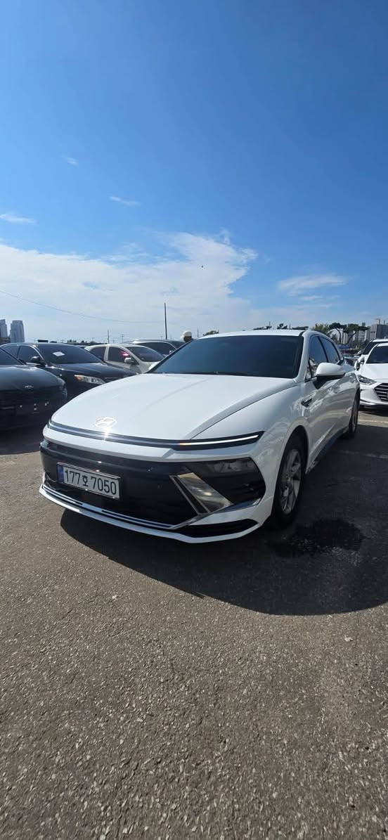 استيراد جديد (دخول جديد)  وارد كوري اصل مو صيني 
سوناتا 2024 غاز بلادي مكفولة كفالة عامة
فول مواصفات للأخير منفيست بأسمي
مكانها الديوانية
ماشية ٣٤ الف حقيقي بدون ثقوب قمارة
سعرها 199 ورقة بيها مجال كلش بسيط
الي مثلها بالسوك حاليا 205 ورقة 
*********** هذا رقمي الي يحب يستفسر اكثر
والله يرزق الجميع
