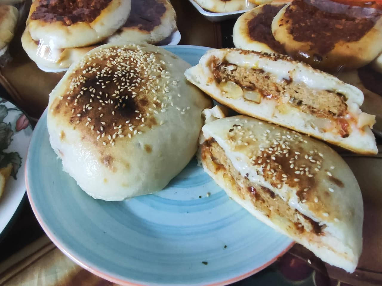 تجهيز معجنات وحلويات وجميع الاصناف من الاكل🥘 البيتي التجهيز حسب الطلب حار بحار للحجز ***********/واتساب او ماسنجر 🌺
