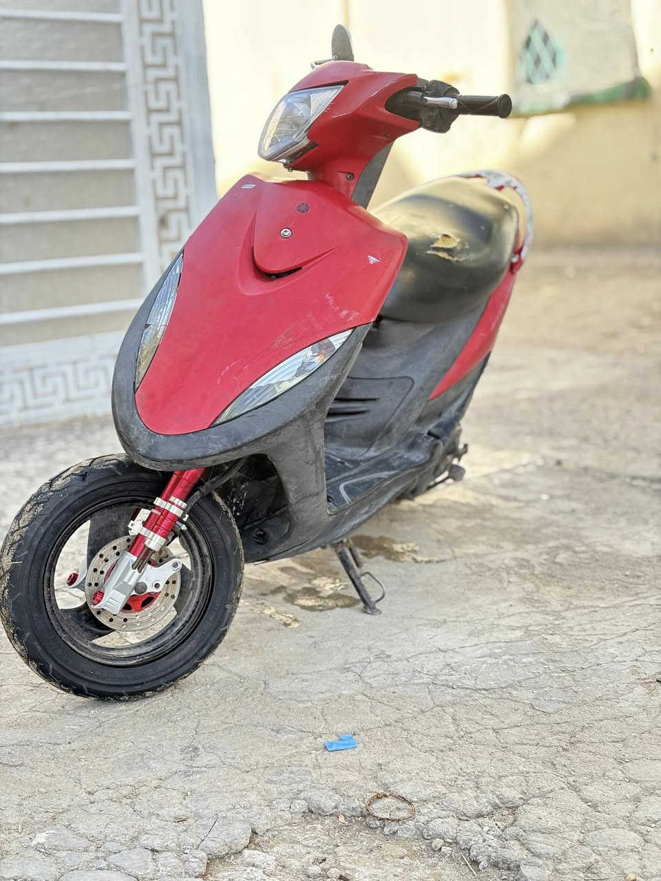 دراجه ماكس عدله دراجه مامفتوحه ولامفتوح بيه برغي بعدهي بحالت لوكاله دراجه كلشي شغال بيه شلعه ومعدل وشرط لفحص لون مميز احمر دراجه زيرو ماماشيه معه لمكاتبه دراجه طالعه بشهر ١٢بعدهي جديده وبيه كلج امامي رياضي بلادي دراجه متروسه ختومات خير من الله  مكان ناصريه مركز الاستفسار رقم ***********
