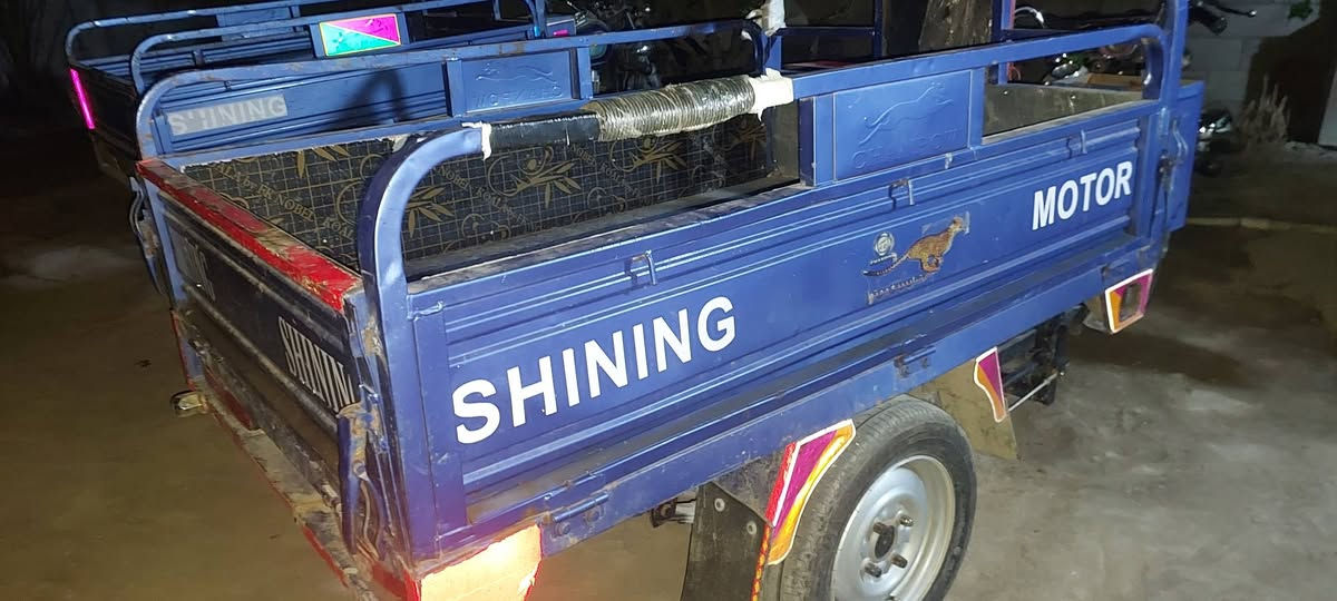 سلام عليكم  ستوتات واحده 20. واحده 21 واحده 18 مكان بابل مسيب ***********
