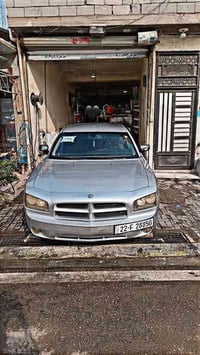 جارجر موديل 2007 رقم انكليزي مستعجل عالبيع السعر 105 07718364894