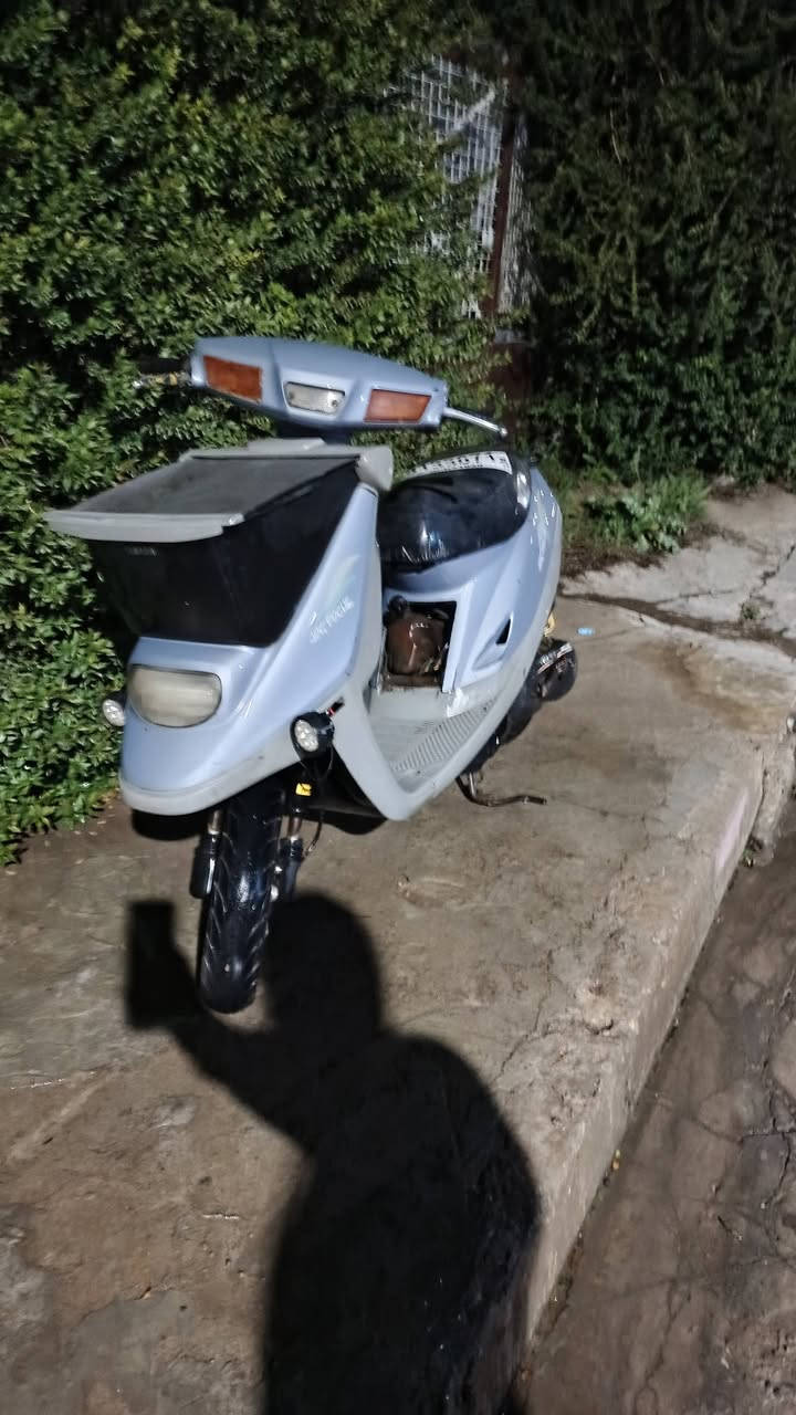 ماطور بزون شاصي مقوى كهربائية شغاله سلف بس بتري ردعو اصلي اكسن شرط مكينه خرسه سعرو 300 بي مجال بسيط هذا رقمي خابرني مكاني بل ايمن ***********او اسيا ***********
