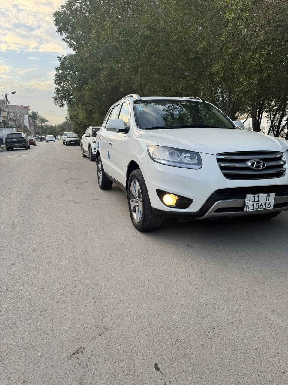 السلام عليكم
سنتافي موديل 12 مكفوله كفاله عام صبغ وبارد ومكرك 6 سلندر حته الدعاميات بلاد
ماشيه 66 الف
فول مواصفات بصمه وفتحه 
وفور ويل ثلاث قطع تبريد
داخل جلد
العنوان بغداد حي القاهره
هاتف ***********
