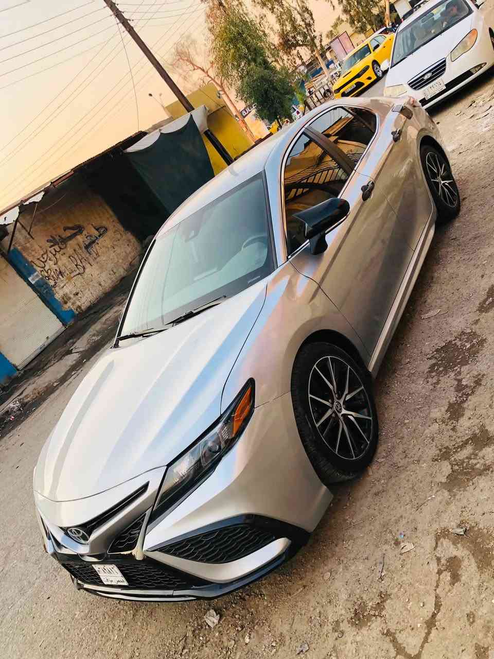 كامري موديل 2023 SE تترقم جميع محافظات السعر 155$ بي مجال بسيط بي ثلاثه قطع صبغ  ..أستفسار 👇🏻👇🏻
***********
***********
