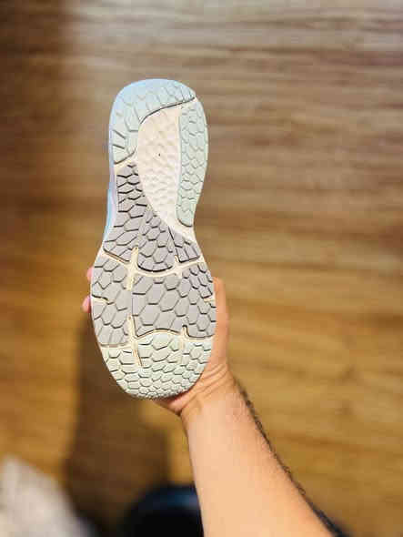 نيو بلنس فرش فوك 
باله امريكي اصلي 
قياس 43
طول القدم28
النظافه تامه 
توصيل جميع المحافظات 
للحجز واتساب 
***********
