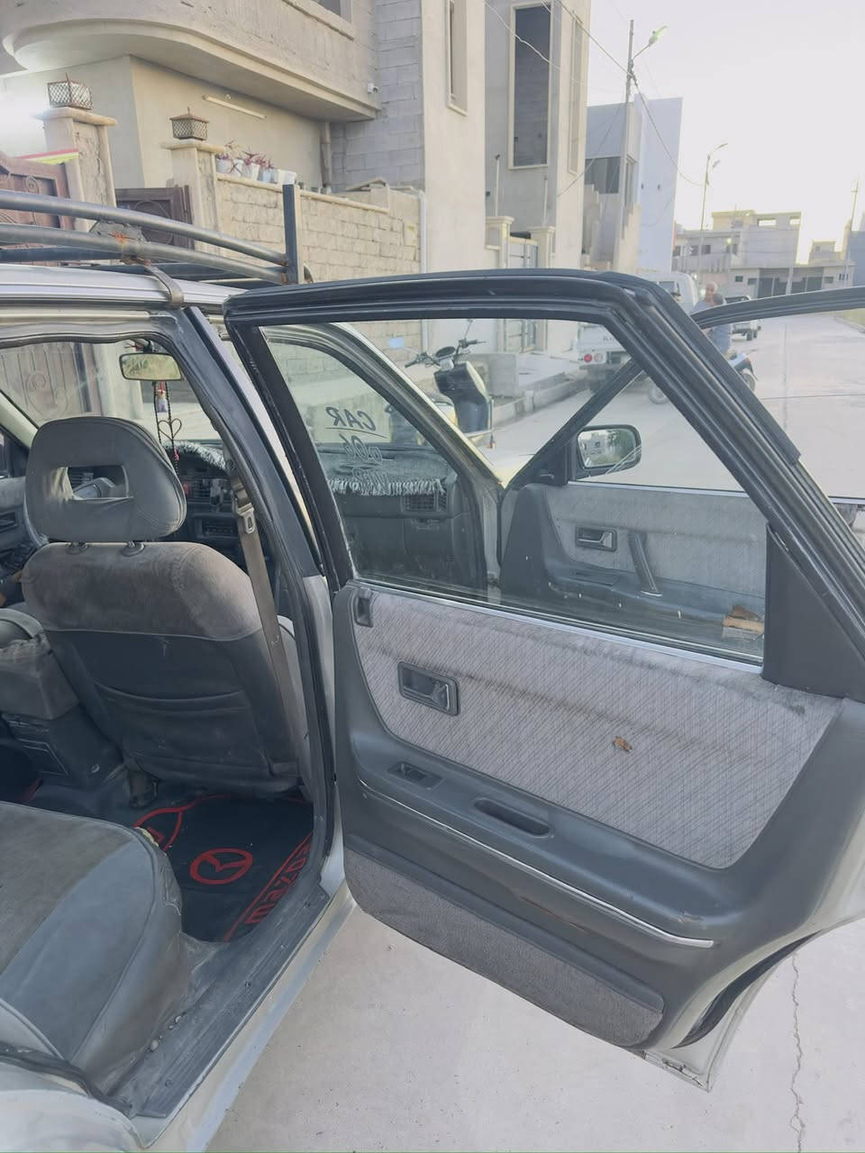 مادزه البيع موديل 89رقم شرط تحويل كابون بانزين  نينوى  سنويه جديده كير شرط محرك بيه رخواه    
سعر 33 ورقه او بيه مجال للطيبين. رقم الهاتف ***********
