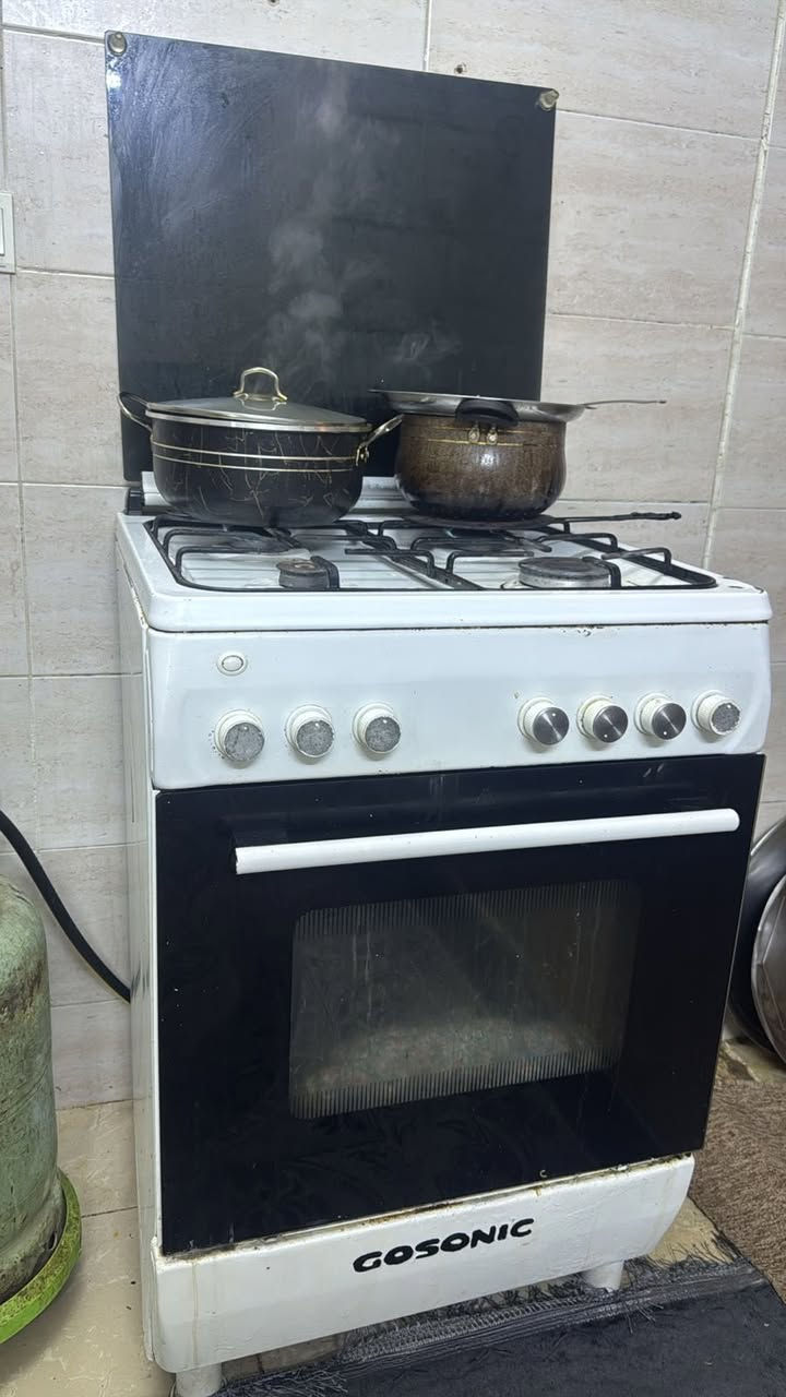 غراض بيت للبيع كلهم نضيف وشغال للتواصل واتساب ***********
اربيل؟
